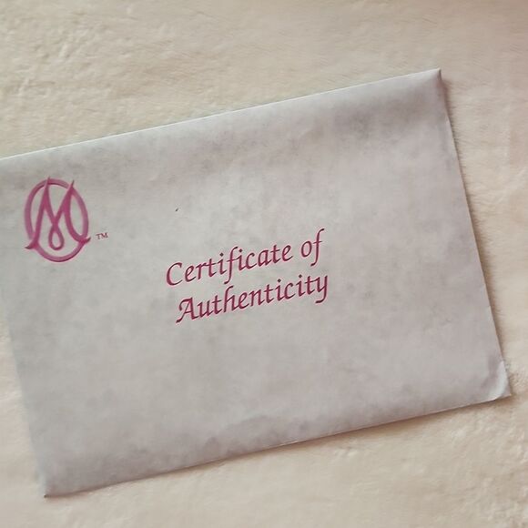 Marie Osmonds Autumn Harvest Limited Edition Porcelean Doll New In Box - Picture 9 of 13